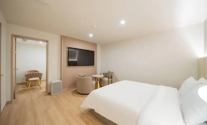 Denbastar Hotel-Kyungnam University Branch
