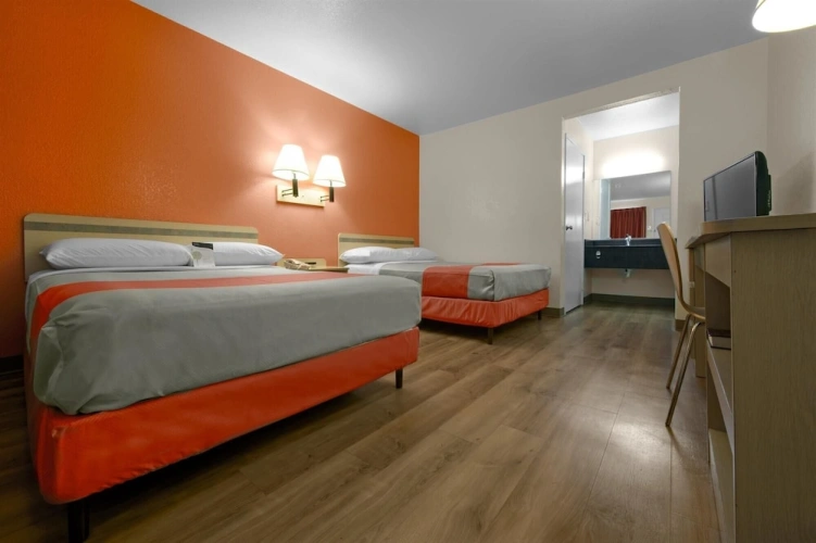 Deluxe Quadruple room