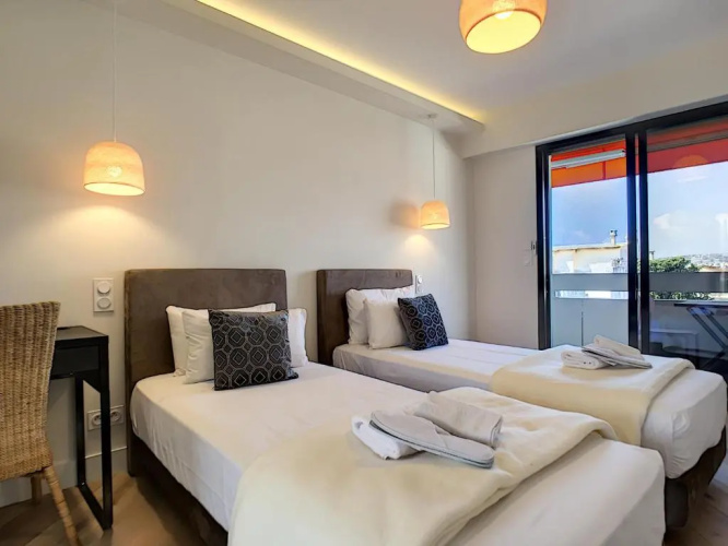 Nestor&Jeeves - SKY LIGHT TERRACE - Hyper center - By sea - Top floor