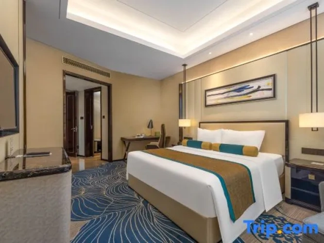 1 Bedroom Deluxe Suite
