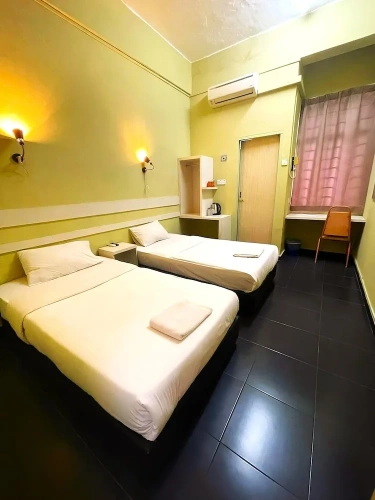 Deluxe Double room with city view