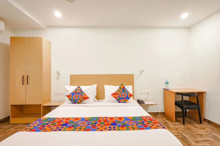 Fabhotel Perfect Stays