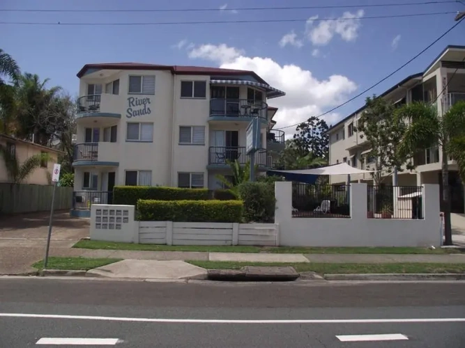 1 Bedroom Apartment with balcony and with river view