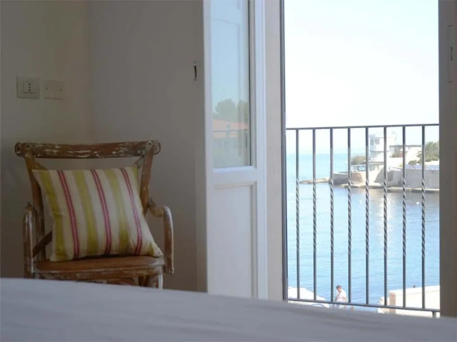 Standard Quadruple room with sea view