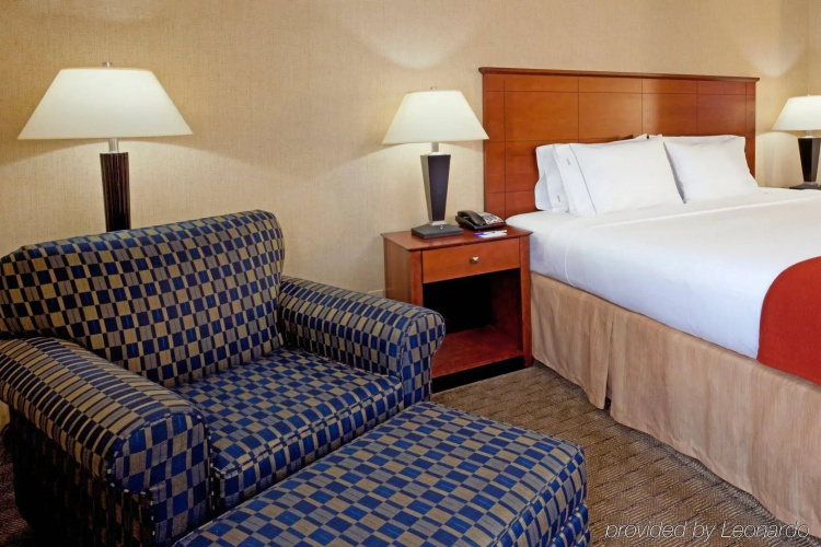 Holiday Inn Express Ramsey-Mahwah by IHG