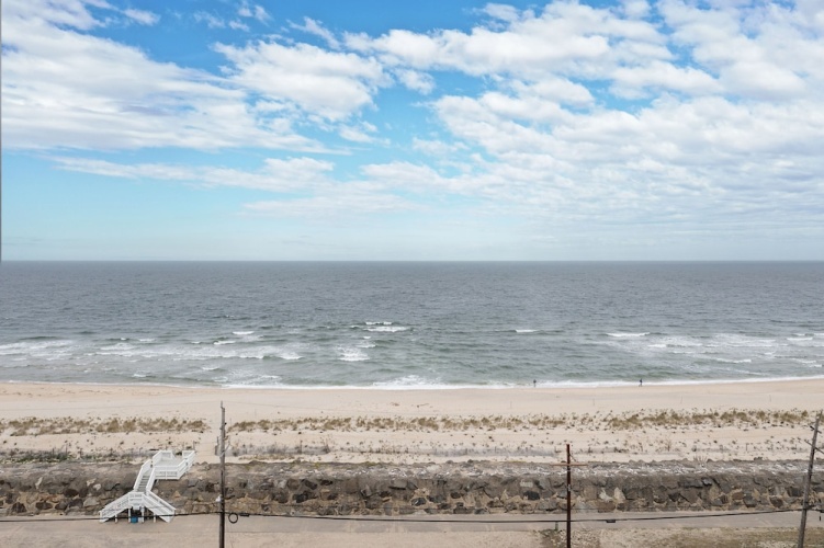 Beachwalk At Sea Beach photo 17