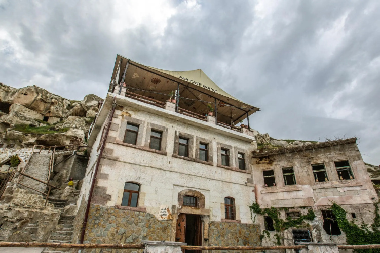 Narcavehouse