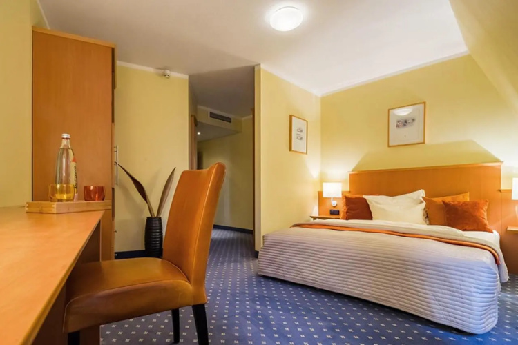 PLAZA INN Köln Pulheim