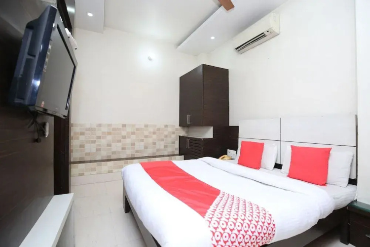 Hotel RC Residency