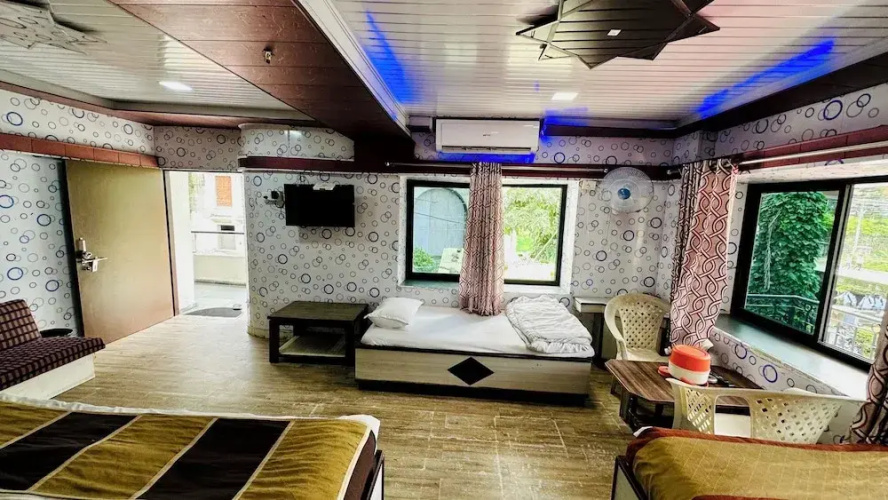 Hotel Swastik