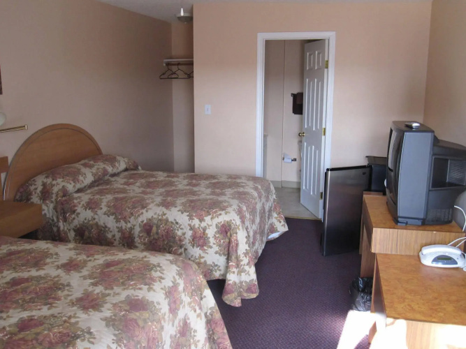 Aries Motel