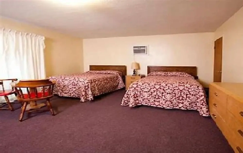 Quadruple Suite