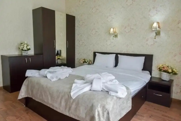 Marialuis Hotel