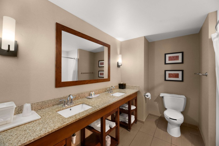 Quadruple Suite