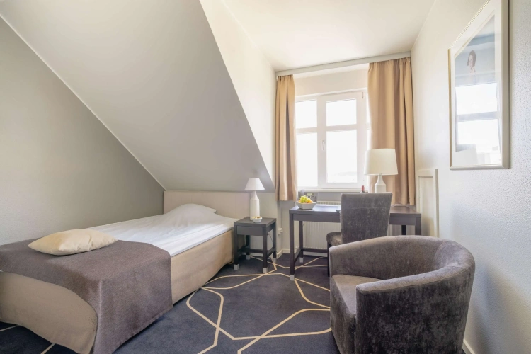 Standard Single room