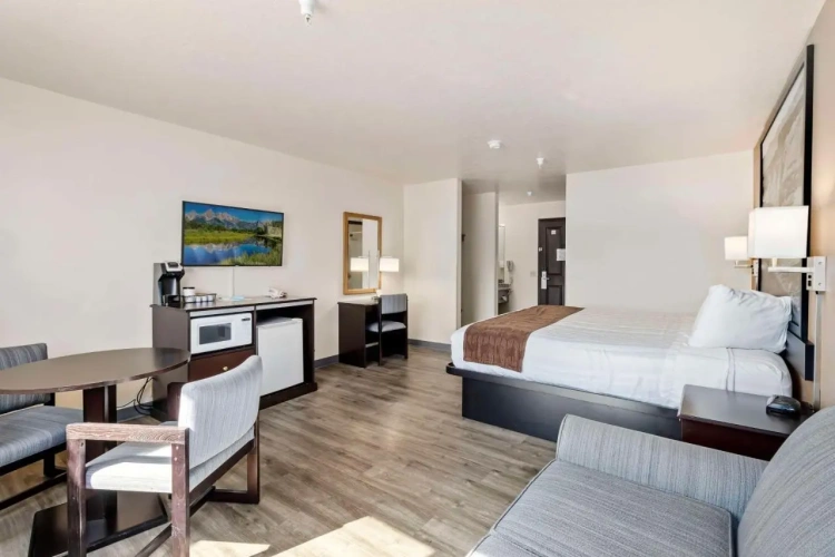 Guest rooms