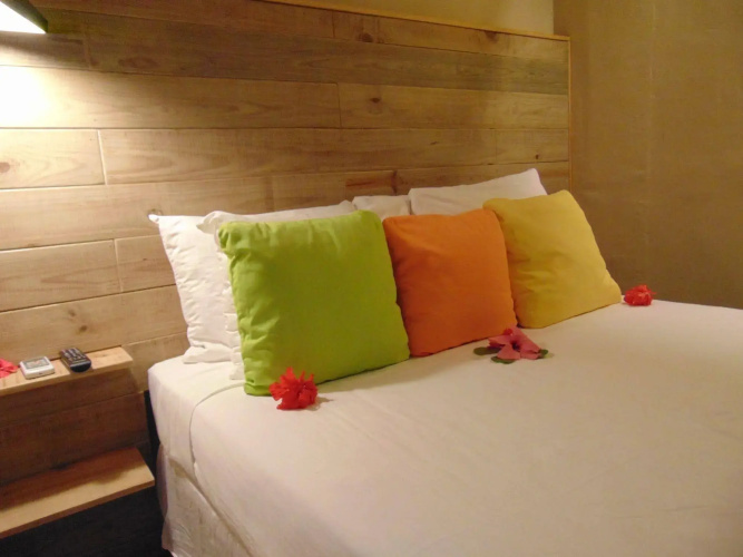 Barefoot Cay Resort