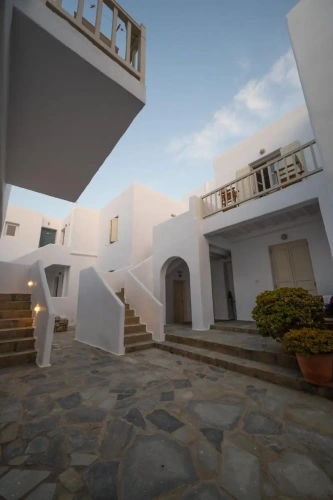 Deluxe Triple room with balcony