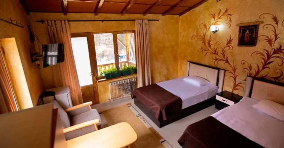 Standard Triple room with balcony