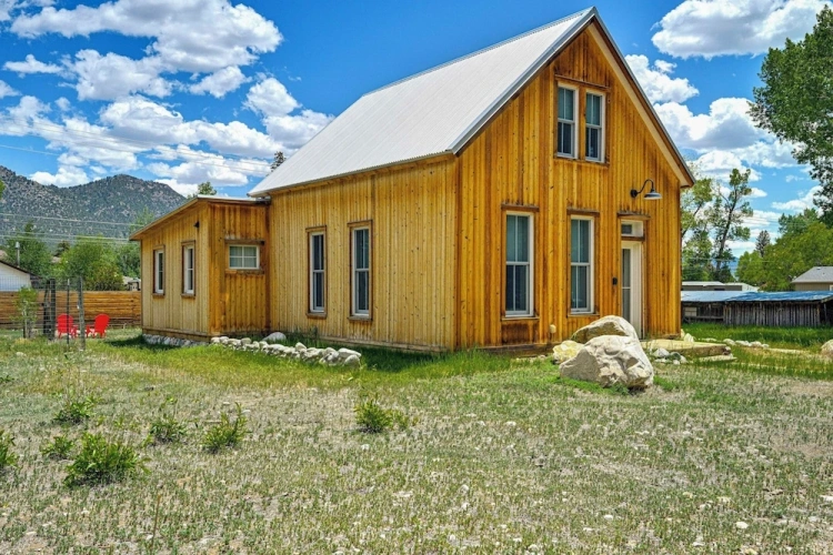 2 Bedrooms Cottage