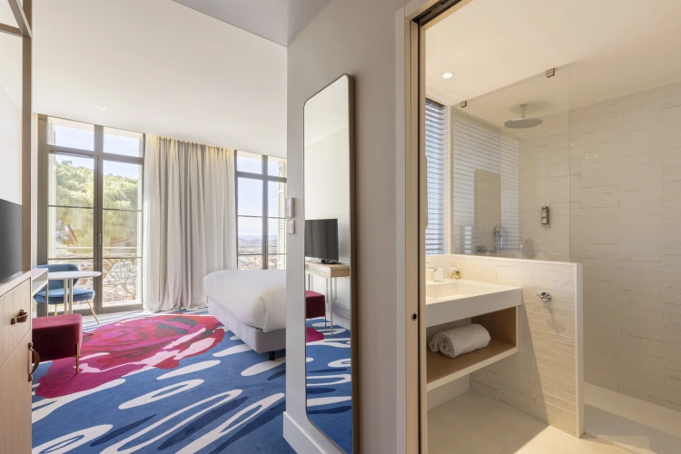 Guest rooms