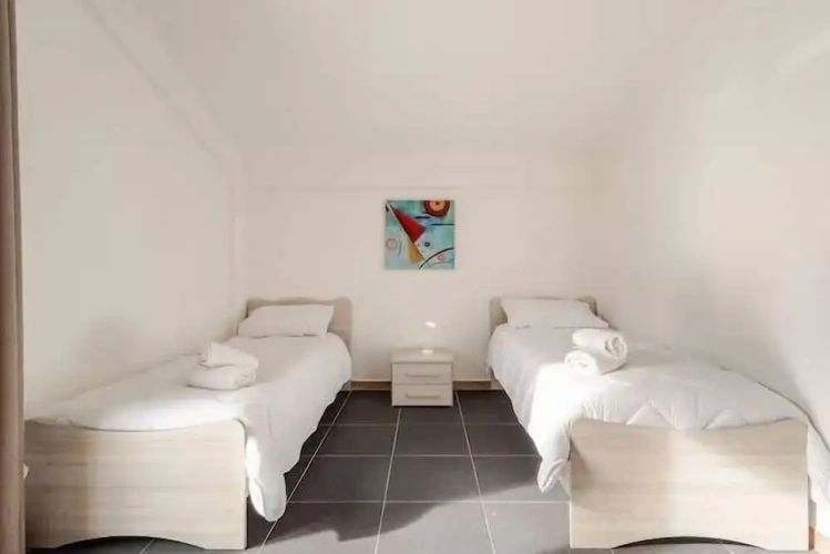 3 Bedrooms Apartment with balcony and with mountain view