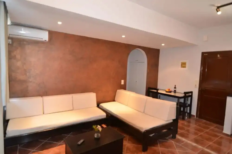 Penelope Suites