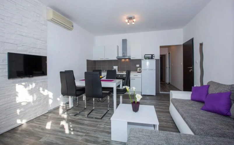 Apartments Villa Roza