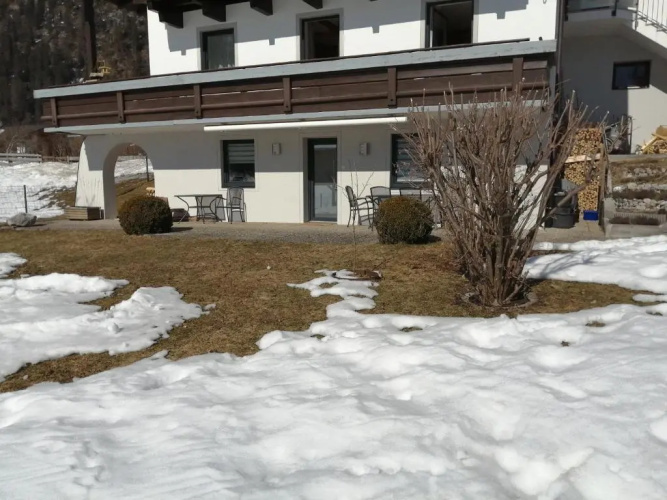 2 Zimmerwohnung Mit Kuche U. Bad