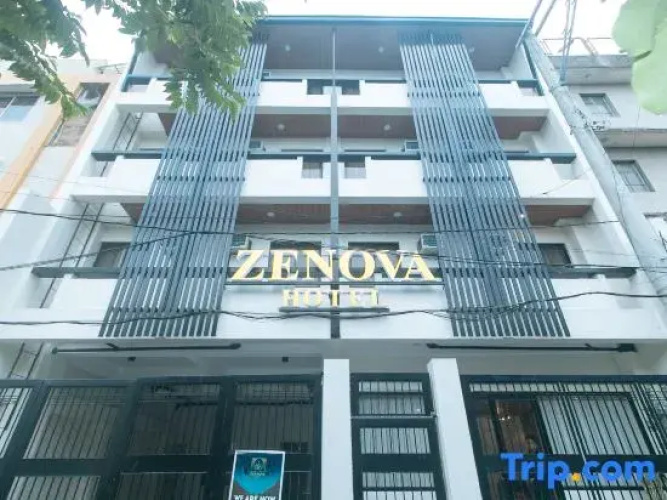 RedDoorz @ Zenova Hotel