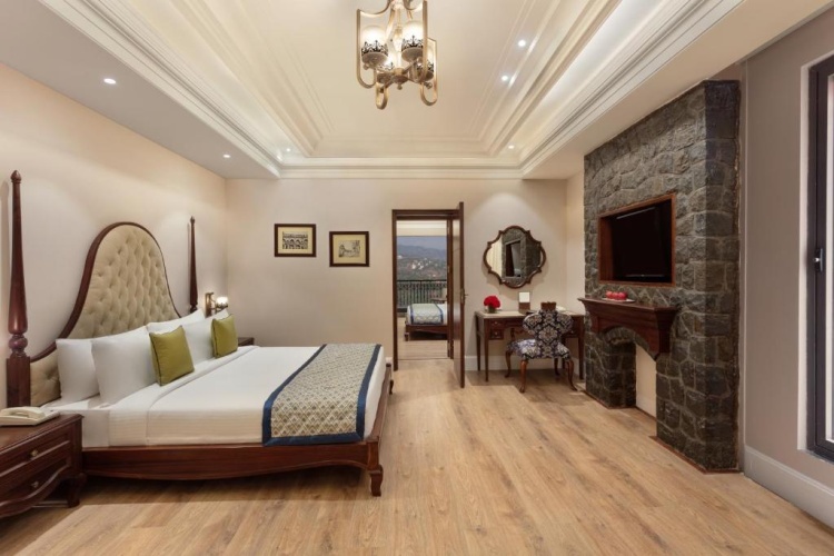 Standard Family room
