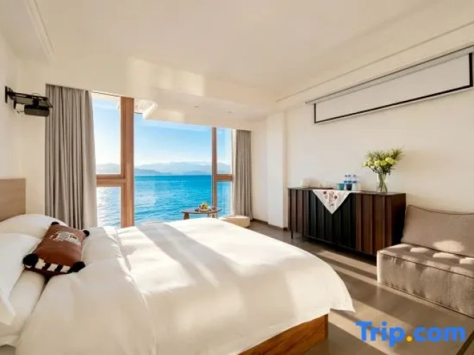2 Bedrooms Suite with sunrise view