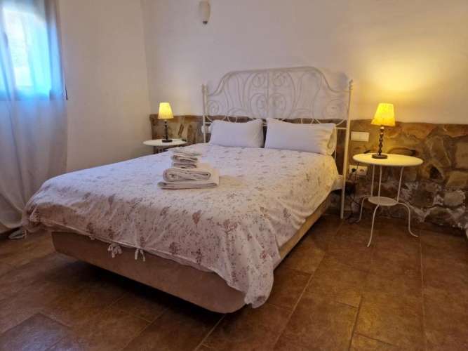 2 Bedrooms Cottage