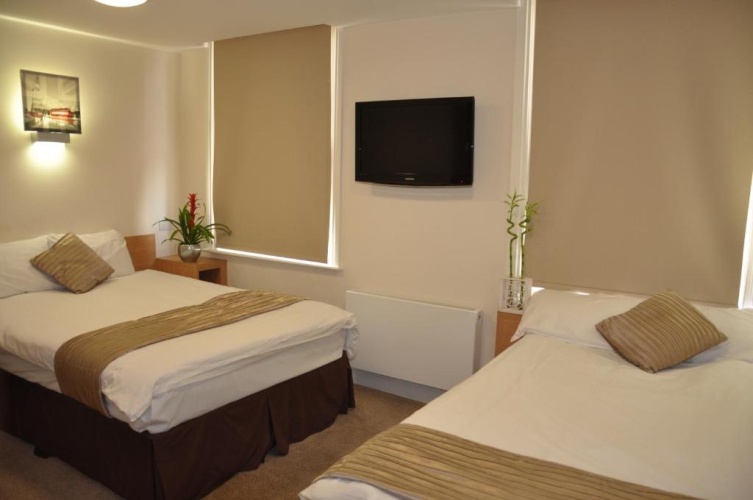 Standard Quadruple room