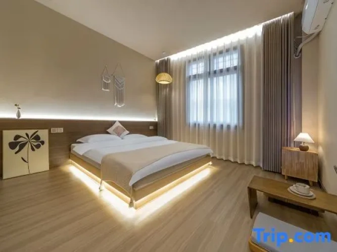 3 Bedrooms Suite with balcony