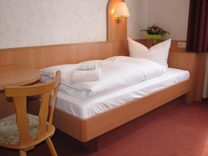 Standard Single room