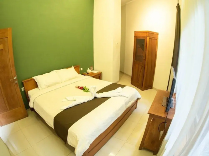 Helena Guest House