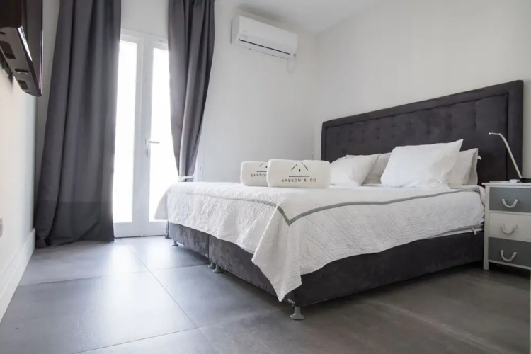 Sasson & Co Luxury 3Bed 3Bath Apartment Hilton Beach