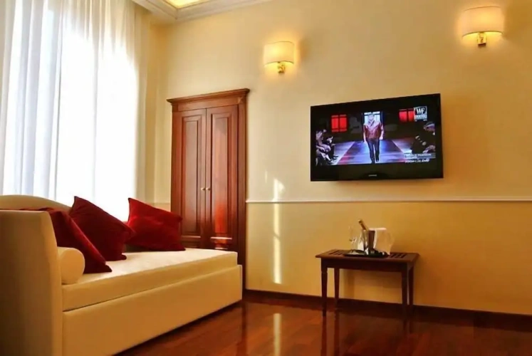 Standard Triple room