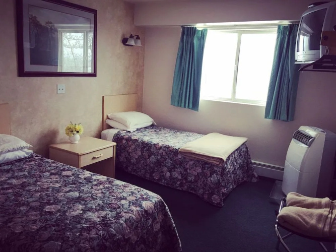 Windbreak Hotel