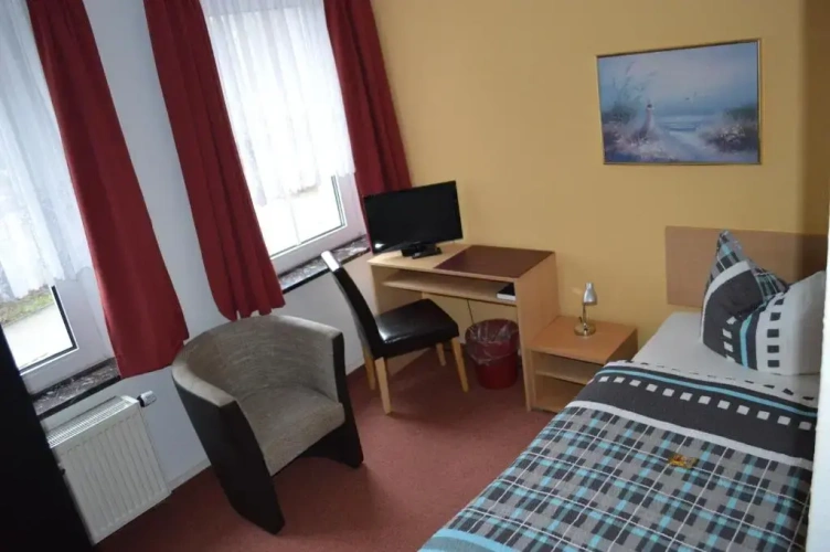 Standard Single room