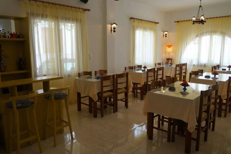 Zeus Hotel