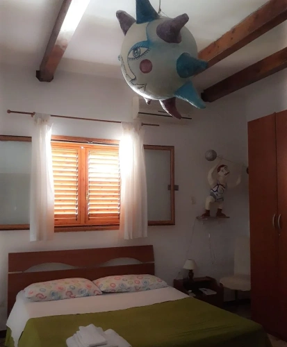 Standard Triple room