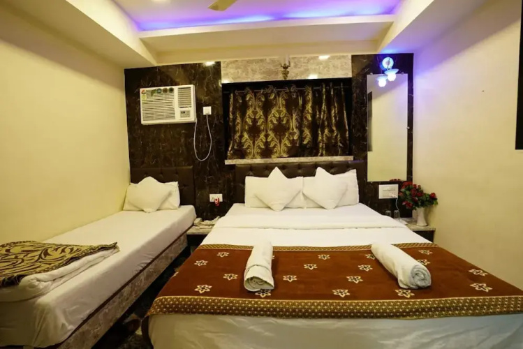 Hotel Onyx Residency