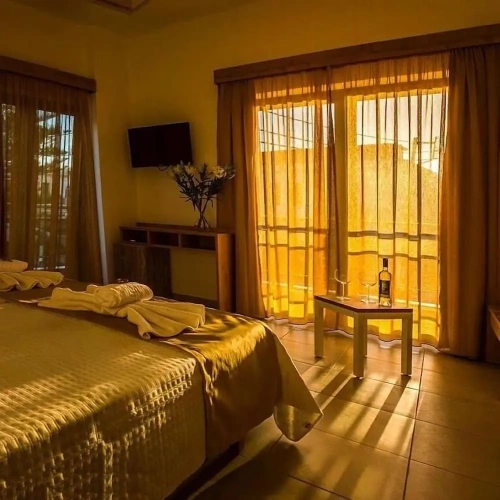 1 Bedroom Double Family Apartment with partial sea view