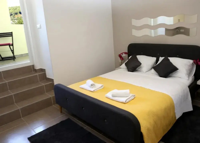 B&B Arena Prestige Rooms