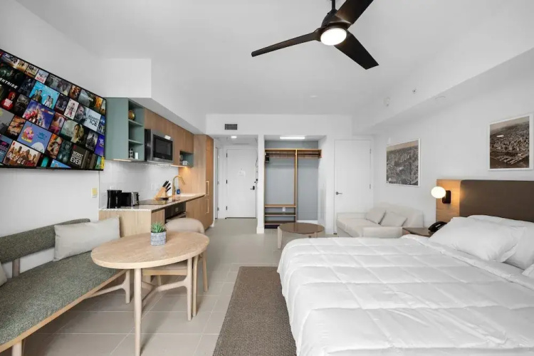 Elegant Studio with Panoramic City Views