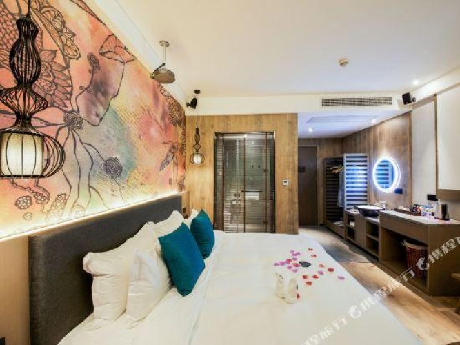 Standard room with garden view