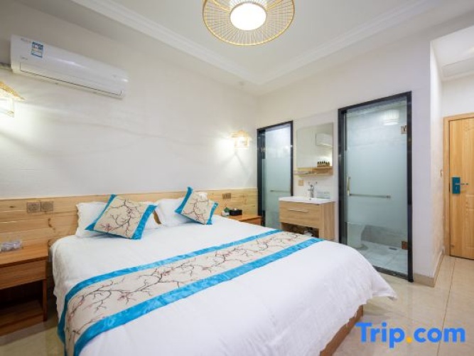 Standard Double room with garden view