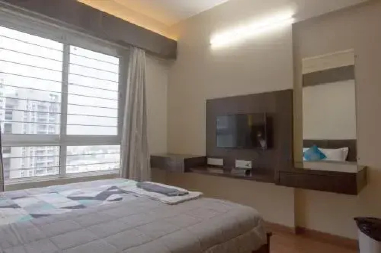 Amanora Service Apartment